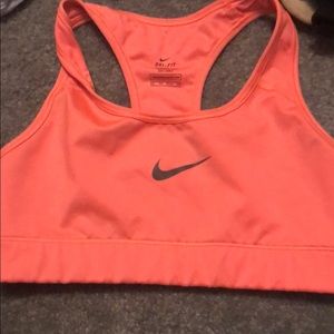 nike sports bra